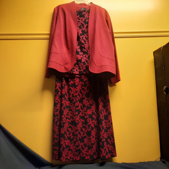 KS Womens Collection Red & Black 3 piece Blazer Top Skirt 20W - Picture 1 of 7
